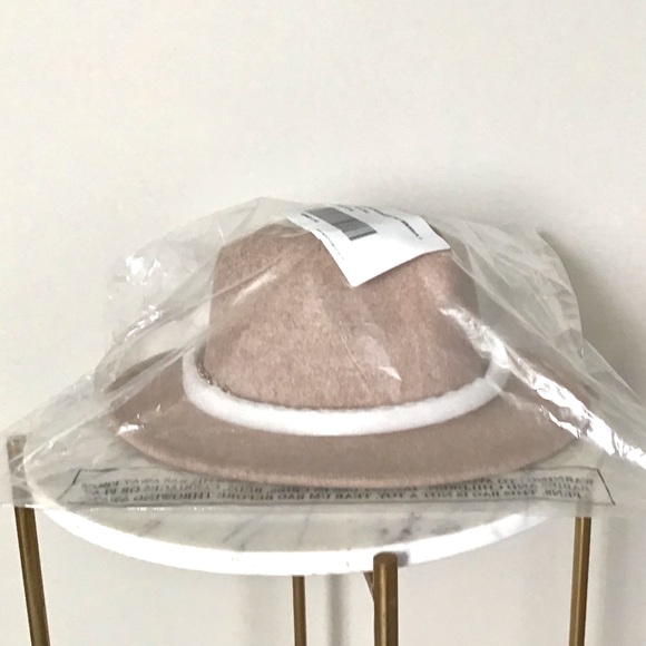 Anthropologie Wool Gold Tone Chain Link Trimmed Fedora Hat New With Tag - Picture 9 of 9